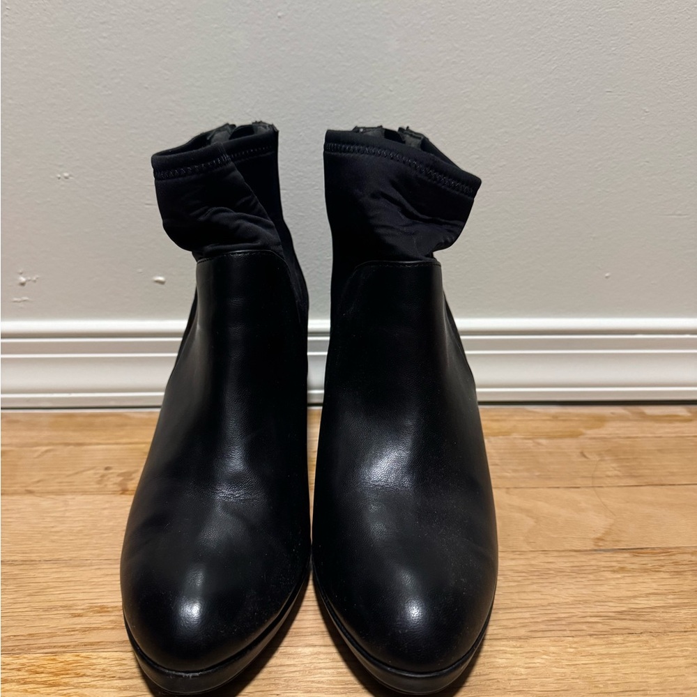 Adrienne Vittadini Black Ankle Boots